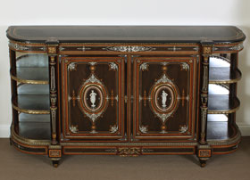 Lamb-of-Manchester-Cabinet